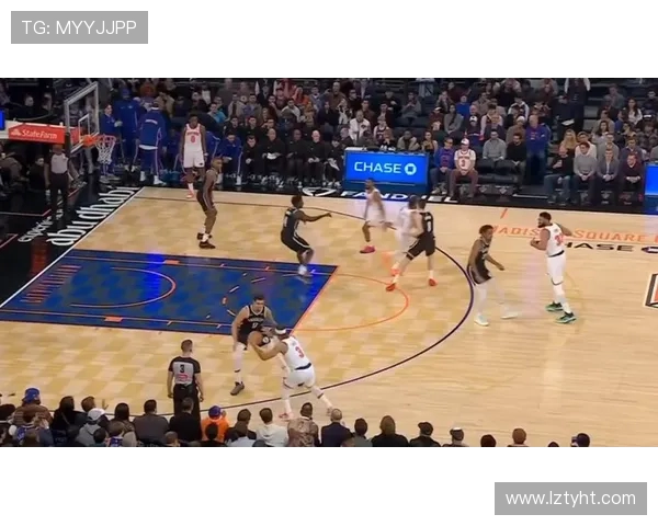 尼克斯大战篮网巅峰对决纽约德比火花四射谁能笑到最后