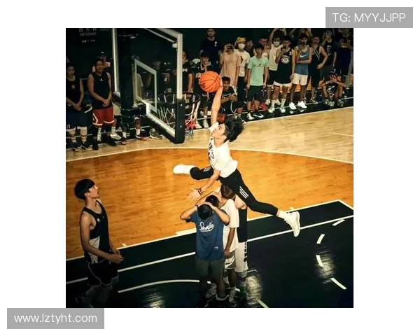 探索篮球明星成长之路与竞技魅力全面呈现新时代风采多元故事内涵